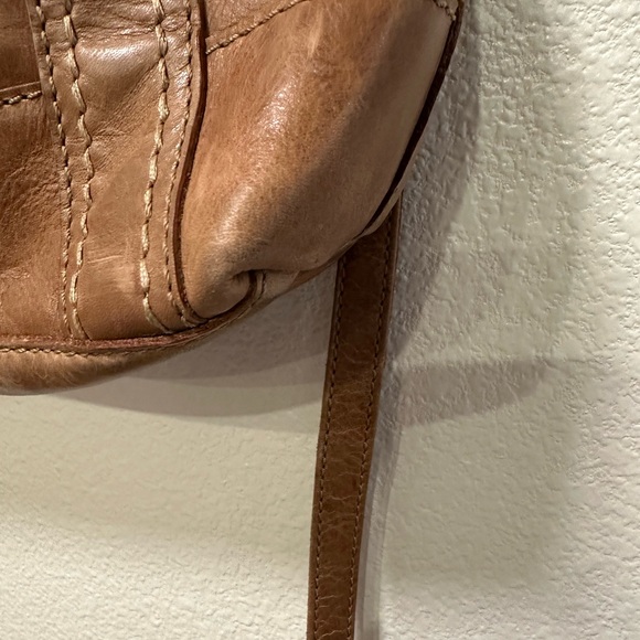 Frye Melissa Medium Beige Leather Crossbody Satchel Handbag - Picture 7 of 13